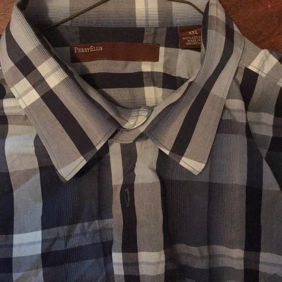 Button down shirt - Picture 2 of 2
